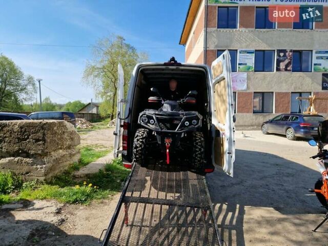 Белый Мерседес Sprinter, объемом двигателя 2.14 л и пробегом 420 тыс. км за 21000 $, фото 2 на Automoto.ua
