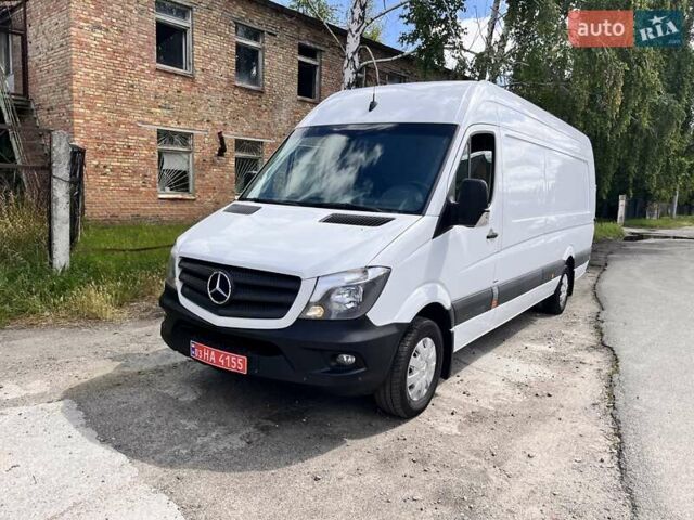 Белый Мерседес Sprinter, объемом двигателя 2.2 л и пробегом 385 тыс. км за 23638 $, фото 1 на Automoto.ua