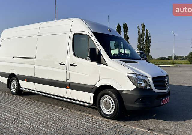 Белый Мерседес Sprinter, объемом двигателя 0 л и пробегом 287 тыс. км за 20850 $, фото 9 на Automoto.ua