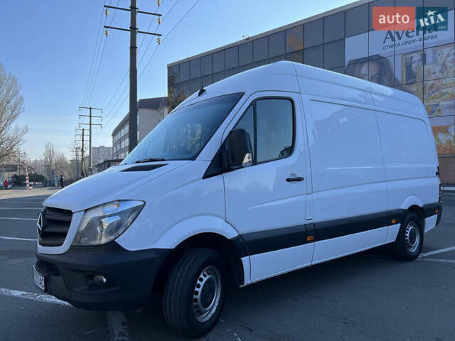 Белый Мерседес Sprinter, объемом двигателя 2.14 л и пробегом 378 тыс. км за 17399 $, фото 4 на Automoto.ua
