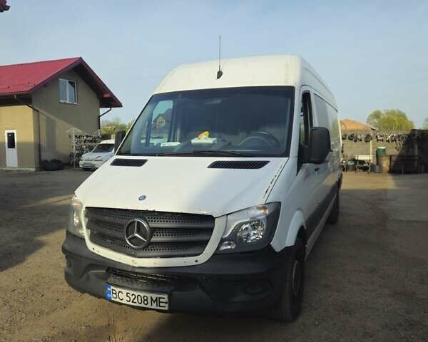 Белый Мерседес Sprinter, объемом двигателя 2.14 л и пробегом 478 тыс. км за 22891 $, фото 1 на Automoto.ua