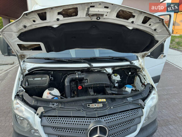 Белый Мерседес Sprinter, объемом двигателя 2.14 л и пробегом 331 тыс. км за 21500 $, фото 36 на Automoto.ua