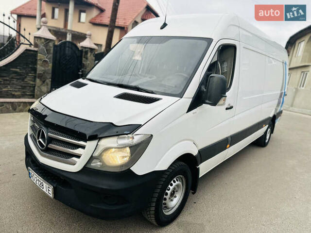 Белый Мерседес Sprinter, объемом двигателя 2.1 л и пробегом 330 тыс. км за 18700 $, фото 98 на Automoto.ua