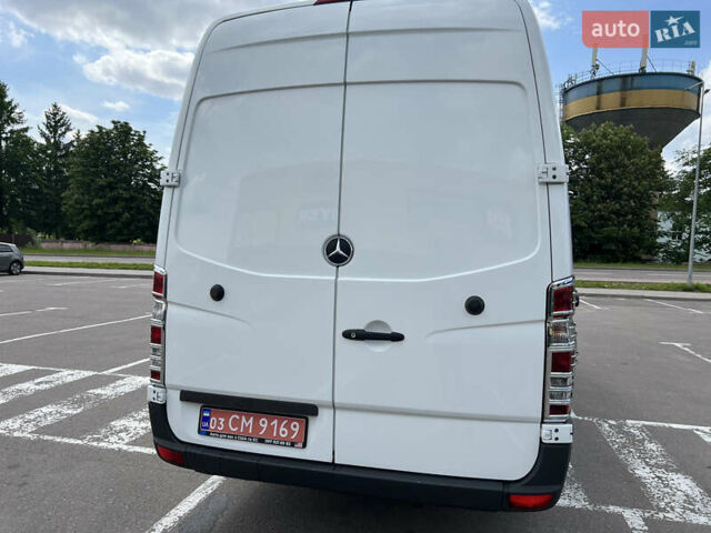 Белый Мерседес Sprinter, объемом двигателя 2.2 л и пробегом 320 тыс. км за 20900 $, фото 11 на Automoto.ua