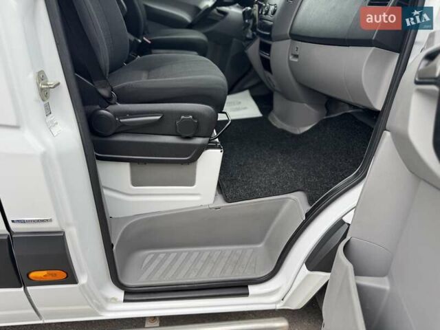 Белый Мерседес Sprinter, объемом двигателя 2.2 л и пробегом 283 тыс. км за 23000 $, фото 65 на Automoto.ua
