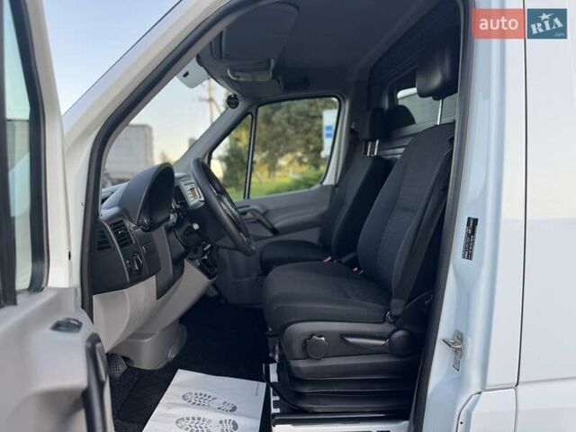 Мерседес Sprinter 2017 у Дубно на Automoto.ua Білий Мерседес Sprinter, об'ємом двигуна 2.2 л та пробігом 292 тис. км за 23000 $, фото 22 на Automoto.ua