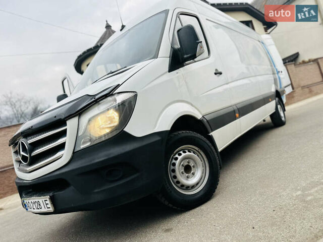 Белый Мерседес Sprinter, объемом двигателя 2.1 л и пробегом 330 тыс. км за 18700 $, фото 46 на Automoto.ua