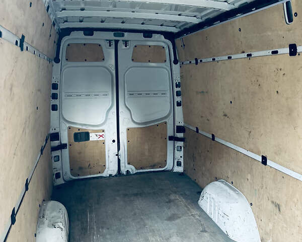Белый Мерседес Sprinter, объемом двигателя 2.1 л и пробегом 330 тыс. км за 18700 $, фото 64 на Automoto.ua
