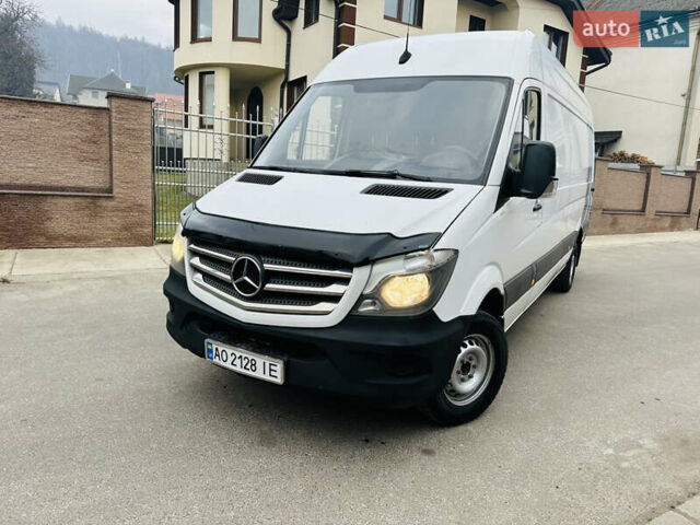 Белый Мерседес Sprinter, объемом двигателя 2.1 л и пробегом 330 тыс. км за 18700 $, фото 120 на Automoto.ua