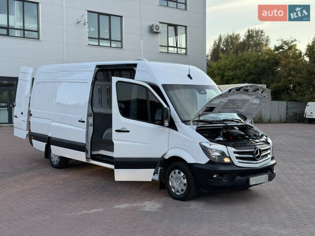 Білий Мерседес Sprinter, об'ємом двигуна 0 л та пробігом 347 тис. км за 17500 $, фото 21 на Automoto.ua