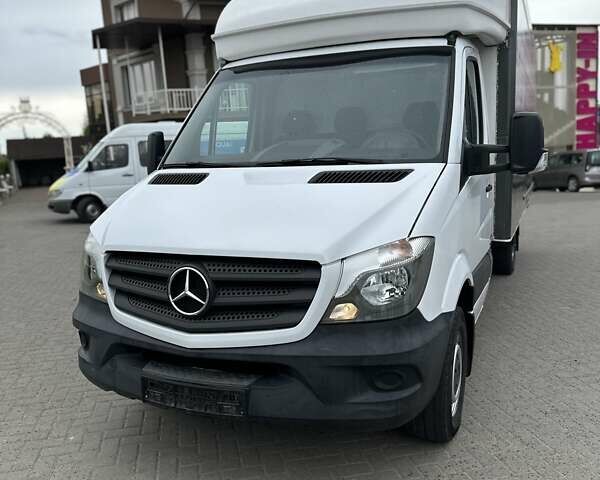 Белый Мерседес Sprinter, объемом двигателя 0 л и пробегом 150 тыс. км за 19750 $, фото 41 на Automoto.ua