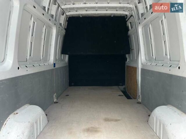 Белый Мерседес Sprinter, объемом двигателя 2.14 л и пробегом 354 тыс. км за 16000 $, фото 7 на Automoto.ua