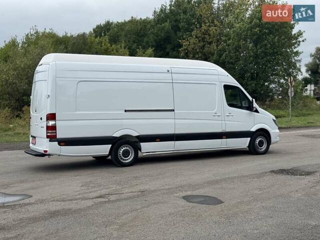 Белый Мерседес Sprinter, объемом двигателя 2.2 л и пробегом 283 тыс. км за 23000 $, фото 13 на Automoto.ua