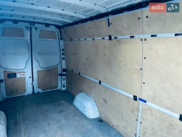 Белый Мерседес Sprinter, объемом двигателя 2.1 л и пробегом 330 тыс. км за 18700 $, фото 108 на Automoto.ua