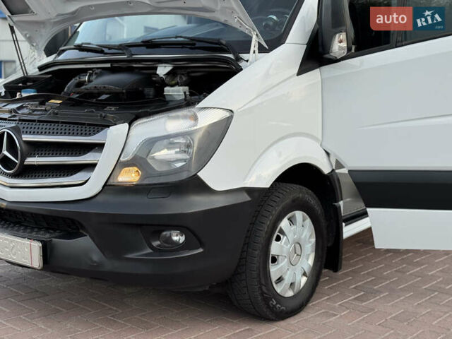 Білий Мерседес Sprinter, об'ємом двигуна 0 л та пробігом 347 тис. км за 17500 $, фото 30 на Automoto.ua