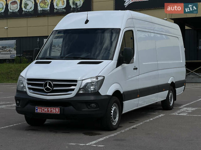 Белый Мерседес Sprinter, объемом двигателя 2.2 л и пробегом 320 тыс. км за 20900 $, фото 4 на Automoto.ua