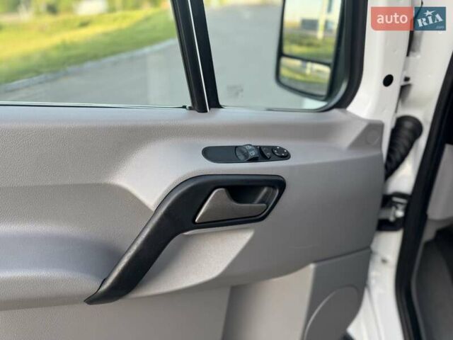 Мерседес Sprinter 2017 у Дубно на Automoto.ua Білий Мерседес Sprinter, об'ємом двигуна 2.2 л та пробігом 292 тис. км за 23000 $, фото 21 на Automoto.ua