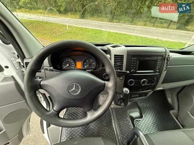 Білий Мерседес Sprinter, об'ємом двигуна 2.2 л та пробігом 209 тис. км за 17999 $, фото 6 на Automoto.ua