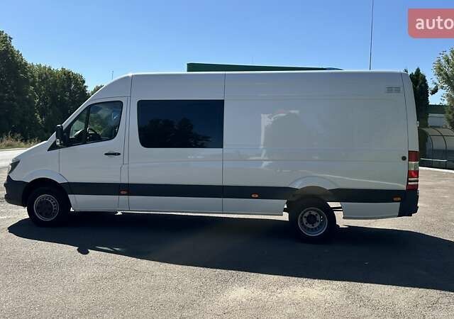 Белый Мерседес Sprinter, объемом двигателя 2.2 л и пробегом 99 тыс. км за 30000 $, фото 3 на Automoto.ua