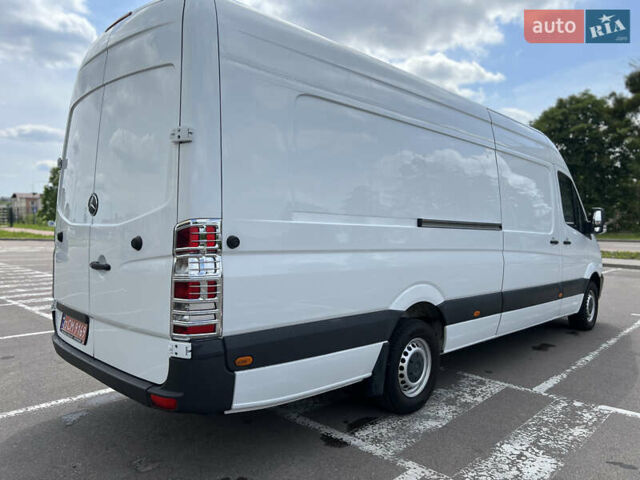 Белый Мерседес Sprinter, объемом двигателя 2.2 л и пробегом 320 тыс. км за 20900 $, фото 13 на Automoto.ua
