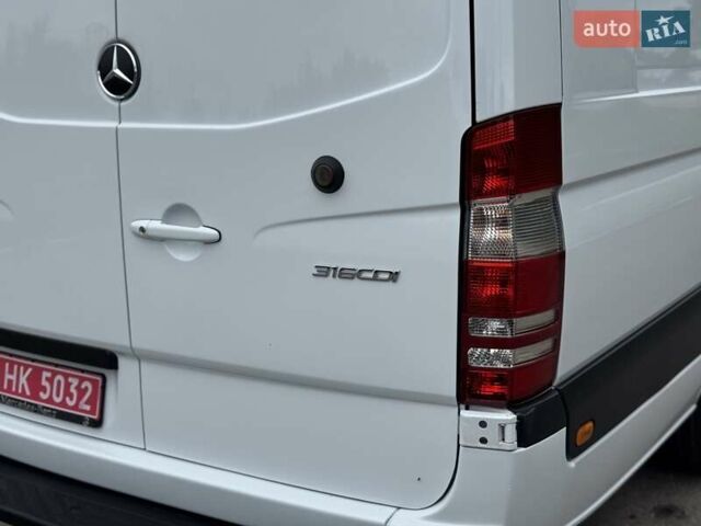 Белый Мерседес Sprinter, объемом двигателя 2.2 л и пробегом 283 тыс. км за 23000 $, фото 48 на Automoto.ua