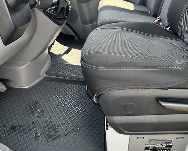 Белый Мерседес Sprinter, объемом двигателя 2.14 л и пробегом 15 тыс. км за 30000 $, фото 5 на Automoto.ua