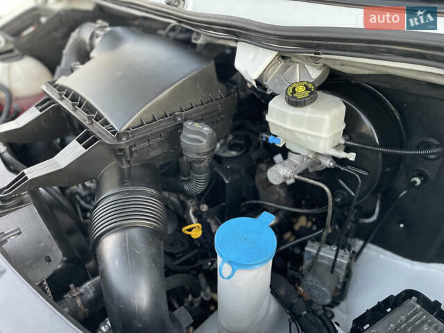 Белый Мерседес Sprinter, объемом двигателя 2.2 л и пробегом 320 тыс. км за 20900 $, фото 39 на Automoto.ua