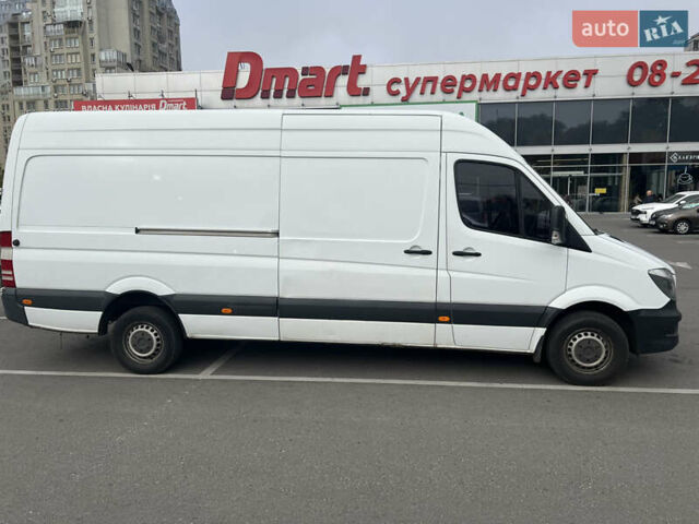 Білий Мерседес Sprinter, об'ємом двигуна 2.14 л та пробігом 398 тис. км за 16000 $, фото 3 на Automoto.ua