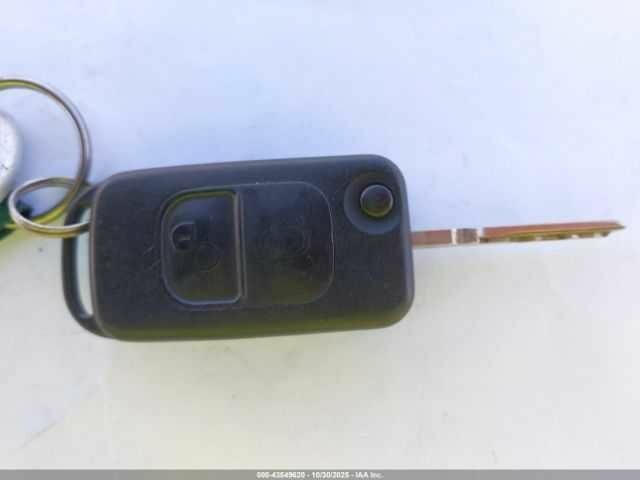 Белый Мерседес Sprinter, объемом двигателя 3 л и пробегом 168 тыс. км за 2500 $, фото 10 на Automoto.ua