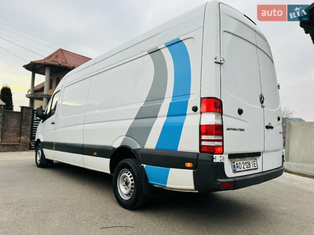 Белый Мерседес Sprinter, объемом двигателя 2.1 л и пробегом 330 тыс. км за 18700 $, фото 72 на Automoto.ua