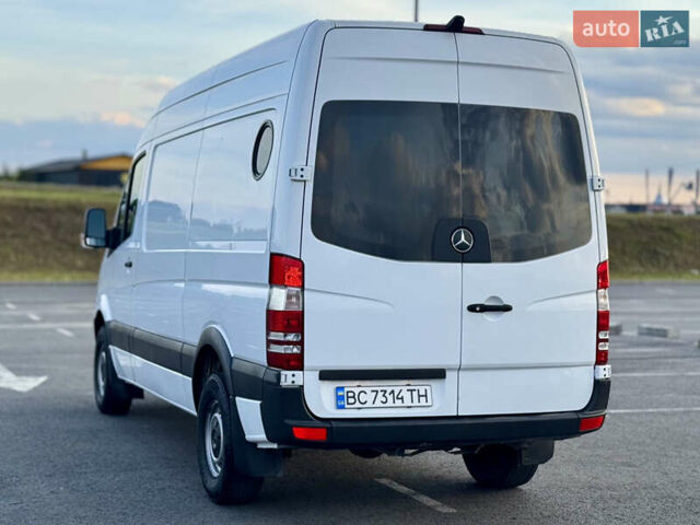 Белый Мерседес Sprinter, объемом двигателя 2.99 л и пробегом 95 тыс. км за 26800 $, фото 11 на Automoto.ua