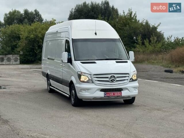 Белый Мерседес Sprinter, объемом двигателя 2.2 л и пробегом 283 тыс. км за 23000 $, фото 87 на Automoto.ua