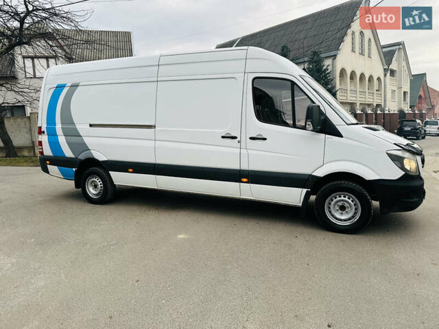 Белый Мерседес Sprinter, объемом двигателя 2.1 л и пробегом 330 тыс. км за 18700 $, фото 28 на Automoto.ua