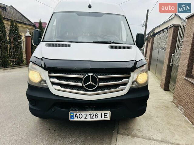 Белый Мерседес Sprinter, объемом двигателя 2.1 л и пробегом 330 тыс. км за 18700 $, фото 41 на Automoto.ua