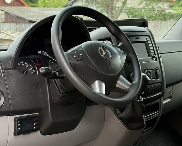 Білий Мерседес Sprinter, об'ємом двигуна 2.14 л та пробігом 351 тис. км за 19300 $, фото 11 на Automoto.ua