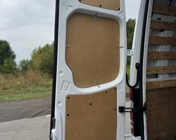 Белый Мерседес Sprinter, объемом двигателя 2.2 л и пробегом 283 тыс. км за 23000 $, фото 51 на Automoto.ua