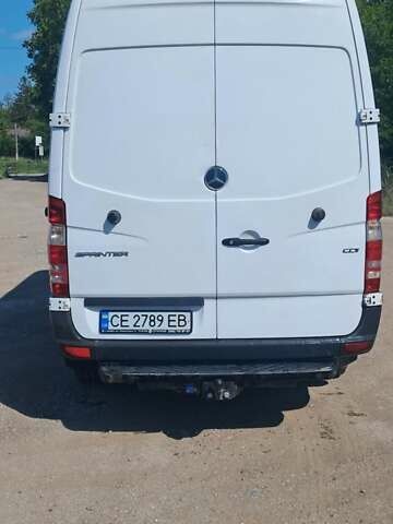 Белый Мерседес Sprinter, объемом двигателя 2.2 л и пробегом 316 тыс. км за 15500 $, фото 4 на Automoto.ua