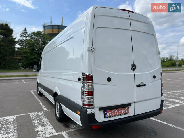Белый Мерседес Sprinter, объемом двигателя 2.2 л и пробегом 320 тыс. км за 20900 $, фото 12 на Automoto.ua