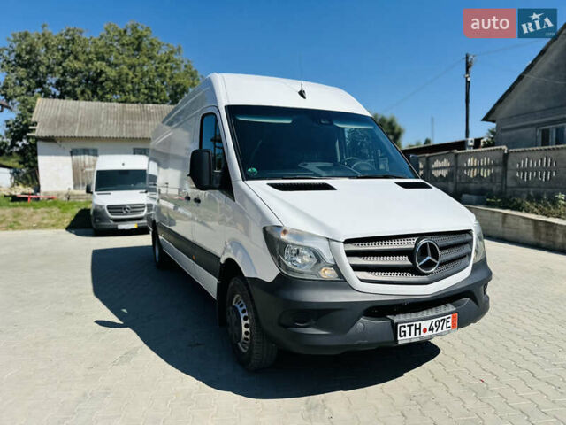 Белый Мерседес Sprinter, объемом двигателя 3 л и пробегом 279 тыс. км за 36877 $, фото 2 на Automoto.ua