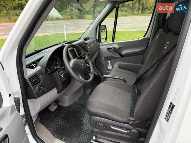 Білий Мерседес Sprinter, об'ємом двигуна 2.2 л та пробігом 209 тис. км за 17999 $, фото 10 на Automoto.ua
