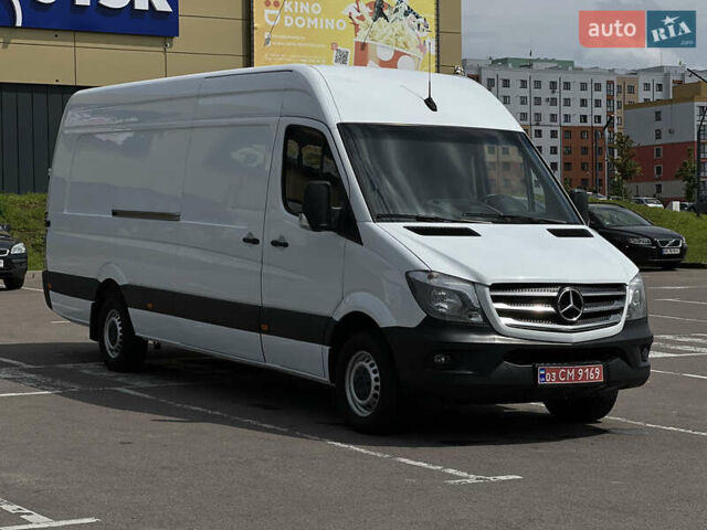 Белый Мерседес Sprinter, объемом двигателя 2.2 л и пробегом 320 тыс. км за 20900 $, фото 1 на Automoto.ua