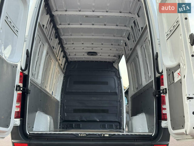 Білий Мерседес Sprinter, об'ємом двигуна 0 л та пробігом 347 тис. км за 17500 $, фото 32 на Automoto.ua