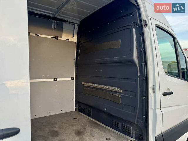 Белый Мерседес Sprinter, объемом двигателя 2.99 л и пробегом 95 тыс. км за 26800 $, фото 42 на Automoto.ua