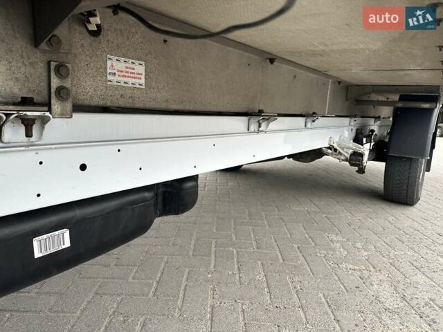Белый Мерседес Sprinter, объемом двигателя 0 л и пробегом 150 тыс. км за 19750 $, фото 27 на Automoto.ua