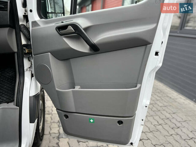 Белый Мерседес Sprinter, объемом двигателя 2.2 л и пробегом 349 тыс. км за 19900 $, фото 21 на Automoto.ua
