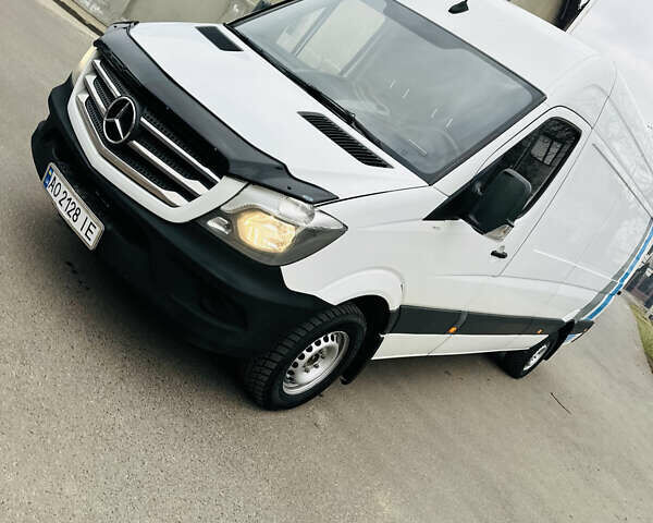 Белый Мерседес Sprinter, объемом двигателя 2.1 л и пробегом 330 тыс. км за 18700 $, фото 30 на Automoto.ua