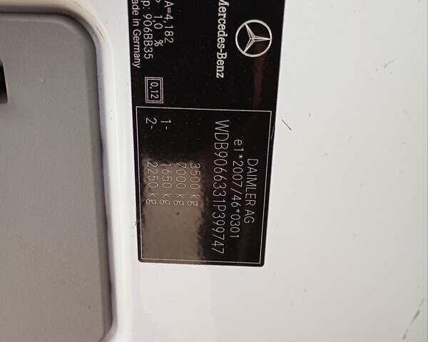 Белый Мерседес Sprinter, объемом двигателя 2.14 л и пробегом 180 тыс. км за 21900 $, фото 25 на Automoto.ua