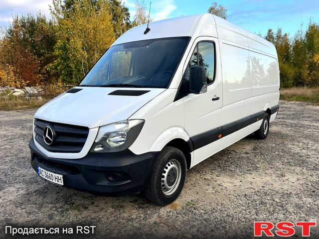 Белый Мерседес Sprinter, объемом двигателя 2.1 л и пробегом 141 тыс. км за 25000 $, фото 5 на Automoto.ua