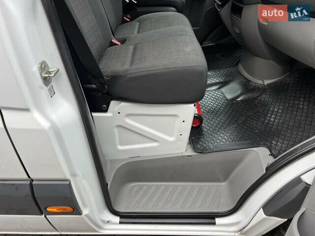 Белый Мерседес Sprinter, объемом двигателя 2.2 л и пробегом 349 тыс. км за 19900 $, фото 18 на Automoto.ua