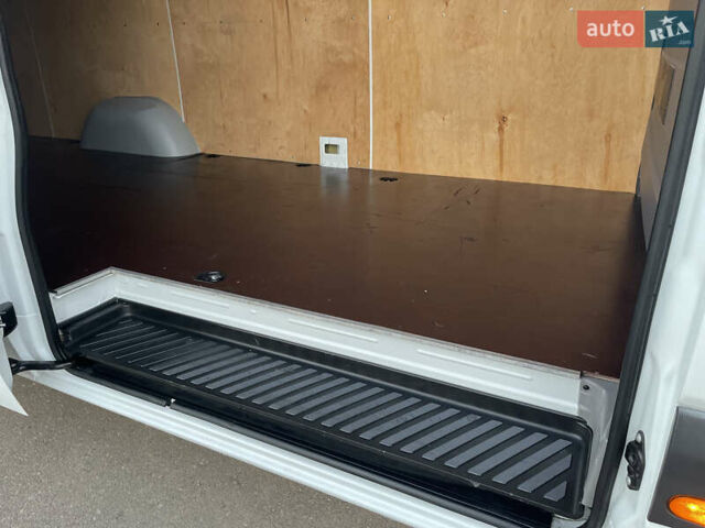 Белый Мерседес Sprinter, объемом двигателя 2.2 л и пробегом 320 тыс. км за 20900 $, фото 33 на Automoto.ua